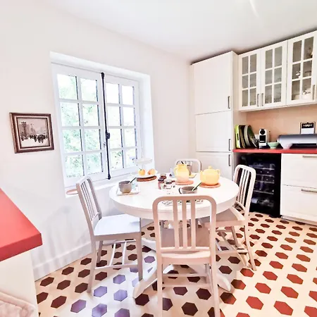 Holiday home La Chaumiere Du Vallon -piscine- Pont-l'eveque 8p